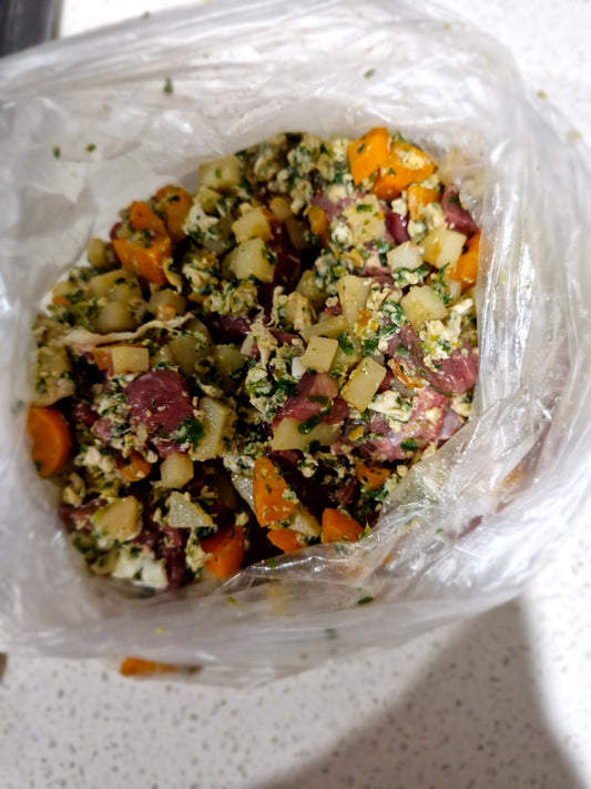 Beef Dog Food With Pumpkin, Spinach, Egg and Broccoli.